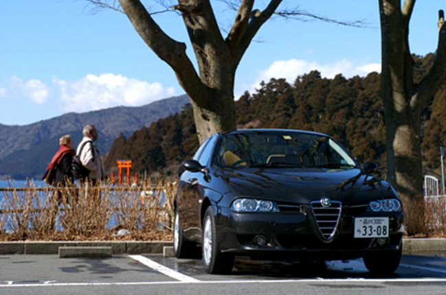 【スペック】全長×全幅×全高＝4435×1765×1415mm/ホイールベース＝2595mm/車重＝1300kg/駆動方式＝FF/2リッター直4DOHC16バルブ（166ps/6400rpm、21.0kgm/3250rpm）/車両本体価格＝405万3000円（テスト車＝427万8750円）