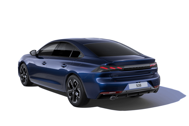 内外装をブラッシュアップした「プジョー508」のマイナーチェンジ