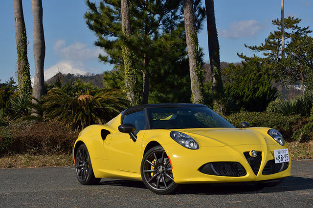 アルファ・ロメオ4Cスパイダー（MR/6AT）【レビュー】 楽しみの幅が