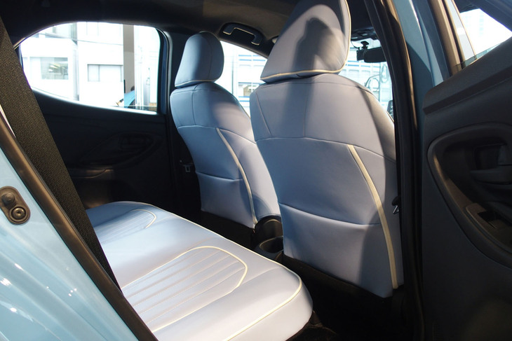 ミツオカ・ビュート ストーリー（インテリア）