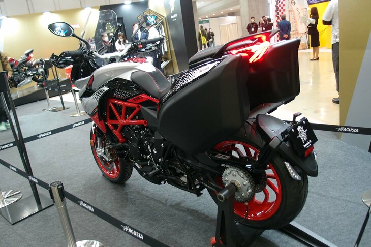 MVアグスタ・ツーリズモベローチェRC SCS