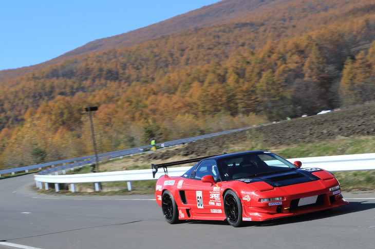 リアウイングの装着など、大幅なモディファイが施された「ホンダNSX」（1991年）。