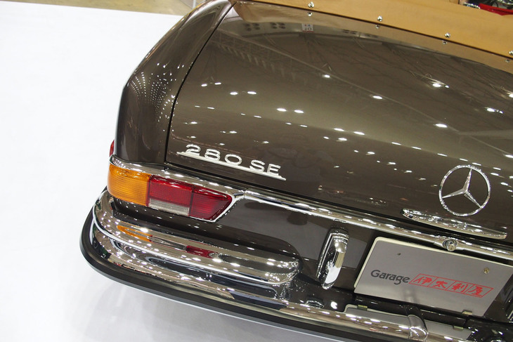 メルセデス・ベンツ280E 3.5 カブリオレ（1971年）／ガレーヂ伊太利屋
