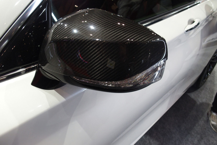 インフィニティQ60レッドスポーツ400