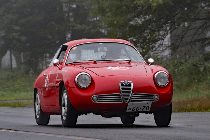 サガート特製のアルミボディーをまとった1959年「アルファ・ロメオ・ジュリエッタSZ」。