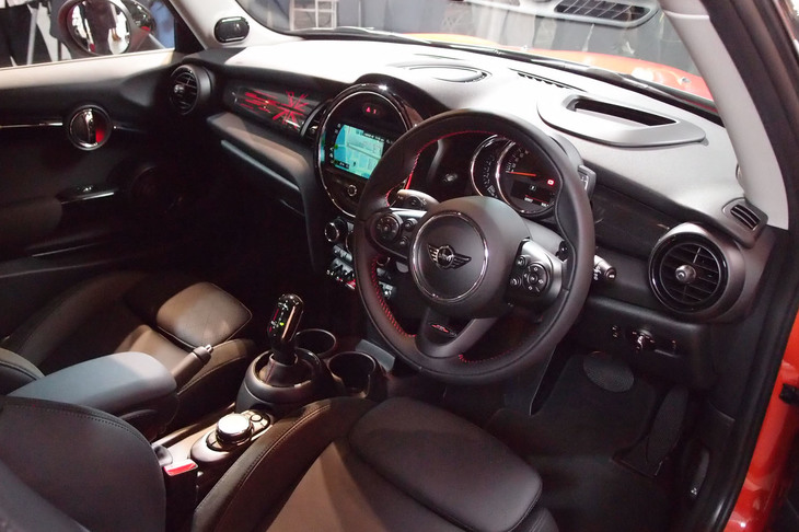 MINIクーパーS 3ドア（インテリア）