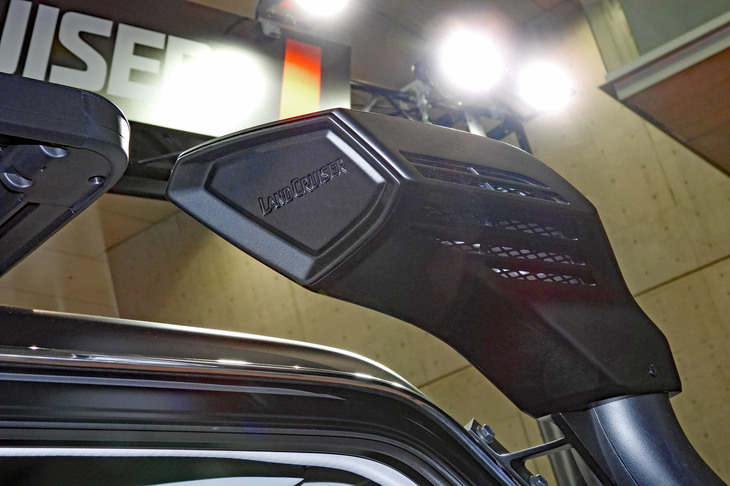 ランクルBASEカスタム「ブラッククルーザー70」