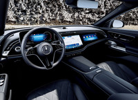 新型「メルセデス・ベンツE220d 4MATICオールテレイン」が日本上陸　145mmの最低地上高を確保したクロスオーバーモデルの画像