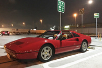 夜の辰巳PAにて。