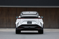 「レクサスRZ450e“Fスポーツ パフォーマンス”」100台限定で発売【東京オートサロン2024】の画像