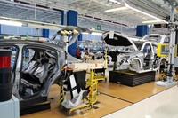 カッシーノ工場は、高度にエコ化されたファクトリーとしても知られる。CO2の排出量はゼロであり、生産プロセスで生じる副産物については100％回収またはリサイクルを実現。水利用も完全に自給自足となっている。