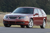 写真は、北米モデルの「9-5スポーツコンビ（日本名エステート）」