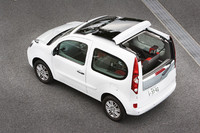 2011年内にもフランス本国での生産が終了するとウワサされる「ルノー・カングー ビボップ」。日本では、月間5〜10台のペースで引き合いがあるという。