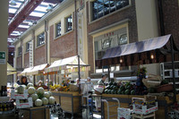 元ベルモット酒工場を改装した「イータリー」トリノ本店。