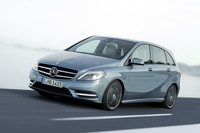 新型「メルセデス・ベンツBクラス」概要明らかに【フランクフルトショー2011】の画像