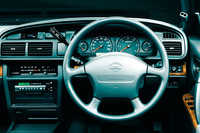 「セドリックセダン クラシックSV」のインテリア