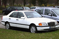 W202型「メルセデス・ベンツ Cクラス」