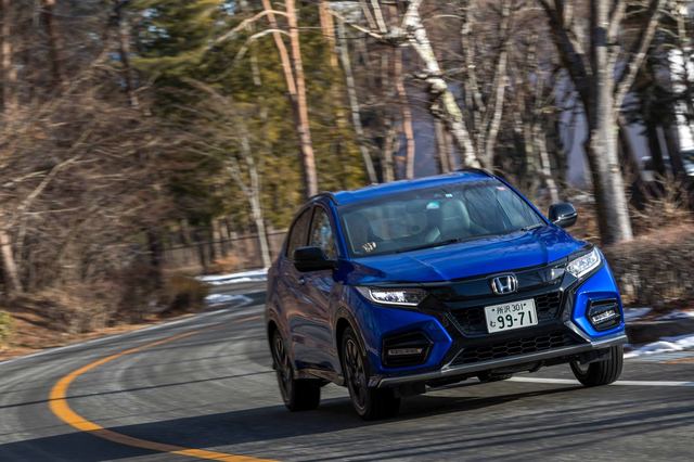 ホンダ・ヴェゼル ハイブリッド モデューロX Honda SENSING（4WD/7AT