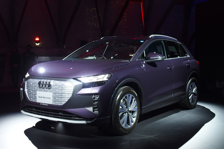 アウディQ4 e-tron（フロントビュー）