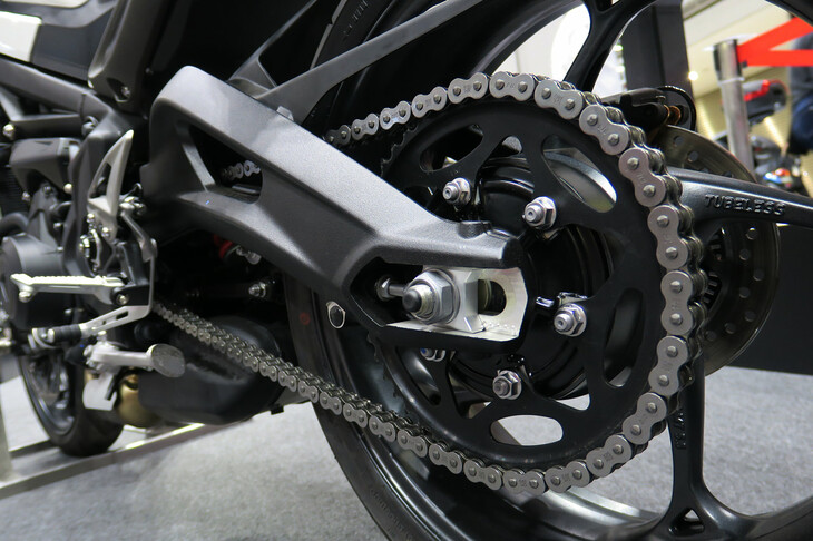 トライアンフ・ストリートトリプル765R