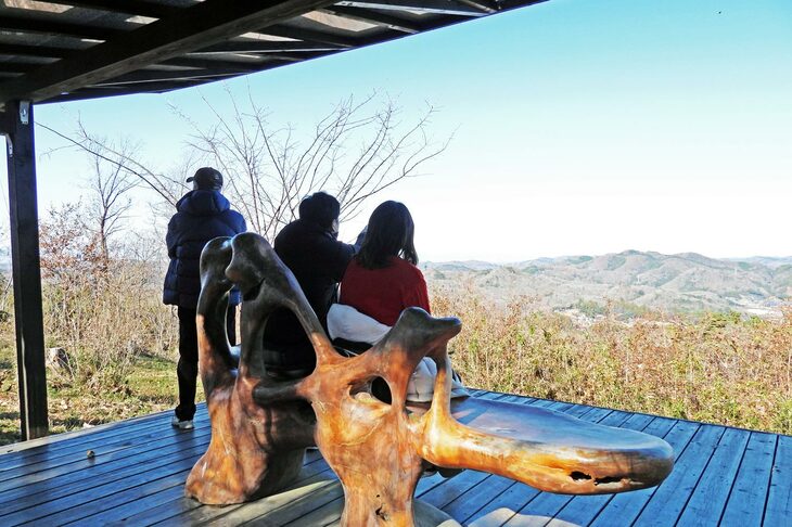 「やまなみデッキ」に到着し、ひと休憩。パノラマが本当に素晴らしい。