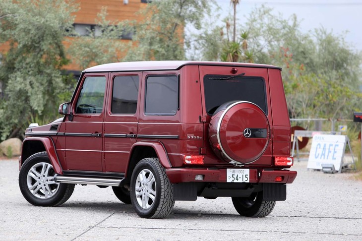 なんともスローな独特の操舵感をもたらしていたリサーキュレーティングボール式ステアリングは、新型ではラック＆ピニオン式に変更される。