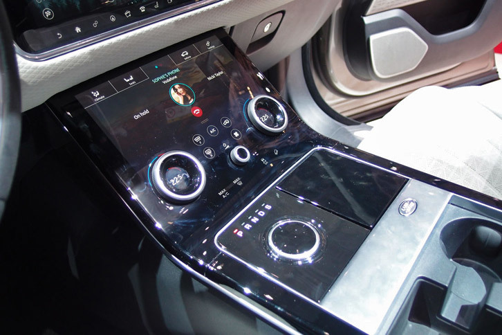 ランドローバー・レンジローバー ヴェラール