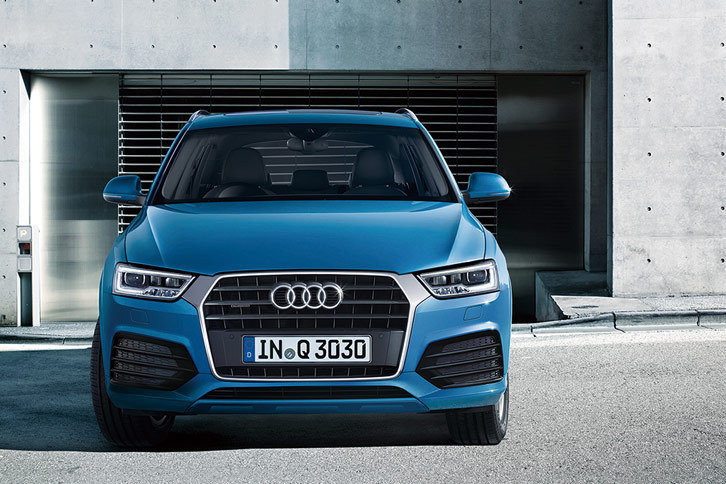 「アウディQ3」