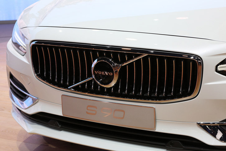 ボルボS90