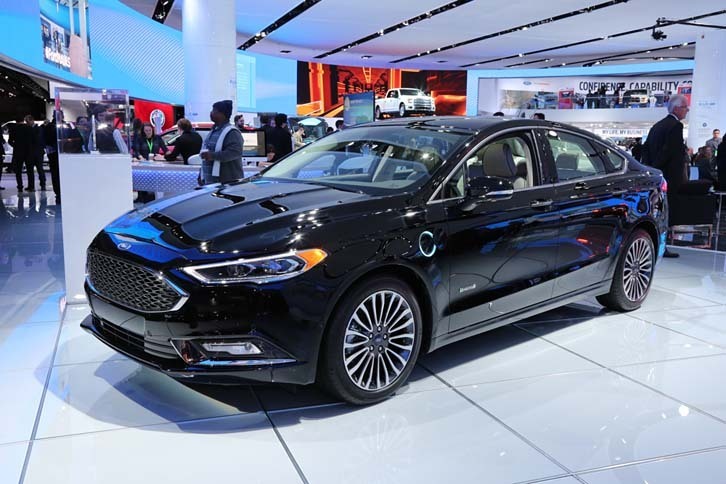 フォード・フュージョン