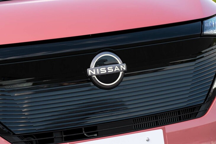 日産サクラ（フロントグリル）