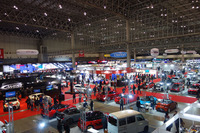 年明け恒例のカスタマイズカーの祭典「東京オートサロン」は、2018年も大盛況。過去最高だった2016年と並ぶ880台が出展された。