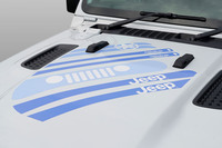 白銀の世界をイメージ　ジープから日本オリジナルの限定車「ラングラー スノートレース」登場の画像