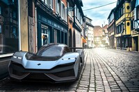 「LM1」は公道走行も可能な耐久マシンというコンセプトだ。