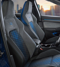 新型「ゴルフR」「ゴルフRヴァリアント」が日本上陸　2リッターターボエンジンは最高出力320PSを発生の画像