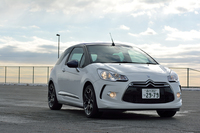 「シトロエンDS3カブリオ スポーツシック」