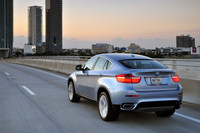 BMWアクティブハイブリッドX6 受注開始の画像