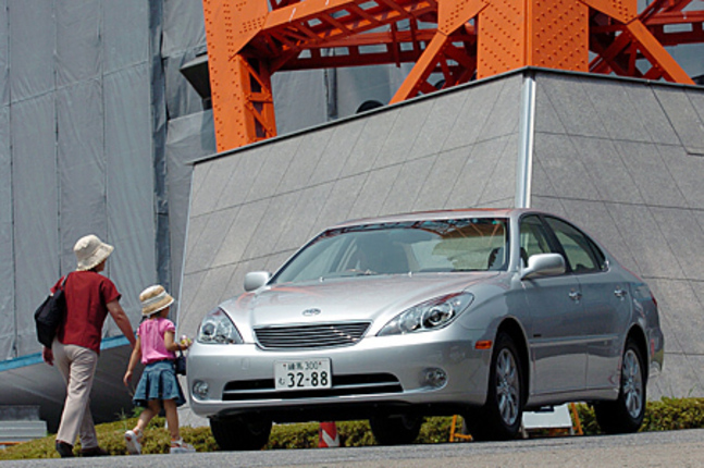 【スペック】全長×全幅×全高＝4865×1810×1455mm/ホイールベース＝2720mm/車重＝1540kg/駆動方式＝FF/3リッターV6 DOHC24バルブ（215ps/5800rpm、30.5kgm/4400rpm）/価格＝408万4500円（テスト車＝441万3150円）