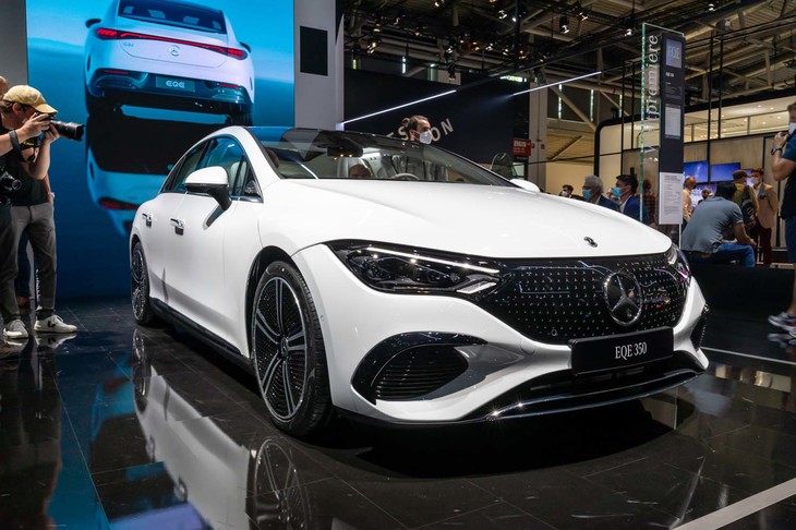 メルセデス・ベンツEQE350