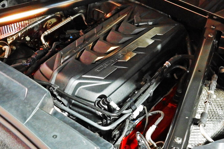 シボレー・コルベットE-Ray（6.2リッターV8 OHVエンジン「LT2」）