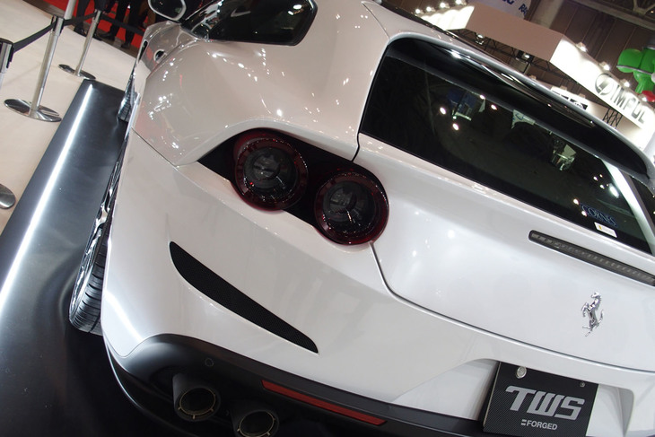 フェラーリGTC4ルッソ