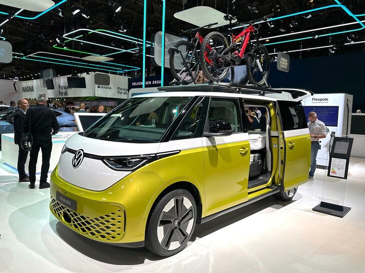 「フォルクスワーゲンID.BUZZ Pro」。「IAAモビリティー2023」のメッセ会場で。