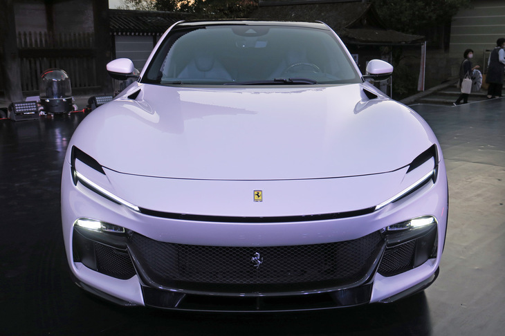 フェラーリ・プロサングエ（フロントマスク）