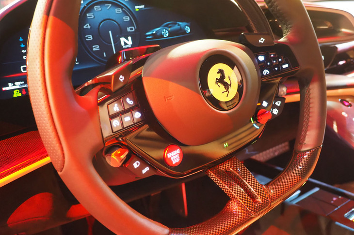 フェラーリ849テスタロッサ（ステアリングホイール）