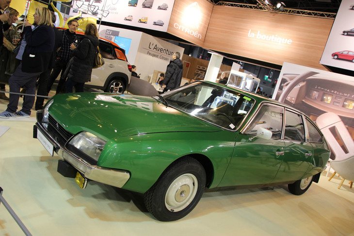 「シトロエンCX」。ここまでいずれも同型車が100周年予告ムービーの中に登場する。