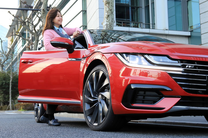 談笑しつつ、今日の行き先を相談。せっかくいい天気なので、今回は霊峰・富士を眺めに、富士吉田方面へ向かうことにしましょう。
