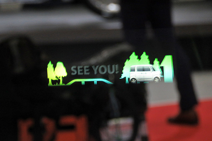 スズキ・スペーシア カスタム コンセプト（ヘッドアップディスプレイ）