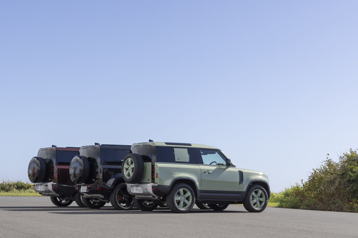 写真右から「90」「110」「130」。全長は異なるが、3つのボディータイプとも1995mmの全幅と1970mmの全高は共通する。