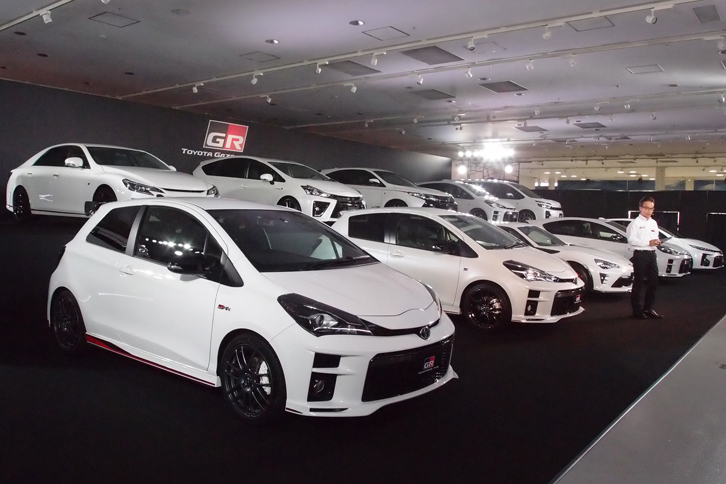 発表会場には、ミニバンやコンパクトハッチバックなど、さまざまなタイプの「GR」シリーズが並べられた。
