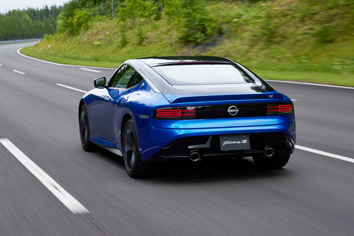 今のところ、日本国内での新規受注が停止されている「フェアレディZ」。すでにマイナーチェンジまでの生産分が受注で埋まってしまったという、恐ろしいうわさもあるが……。今は事態の好転に期待し、続報を待つしかない。